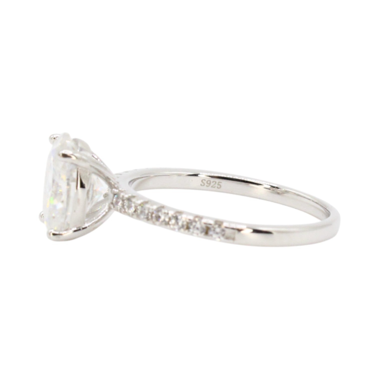 Moissanite 2ct Oval Solitaire Ring