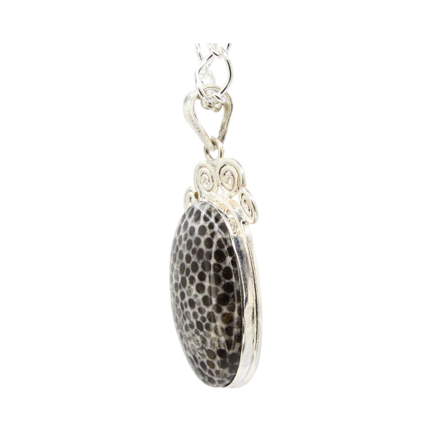 Stingray Coral Necklace