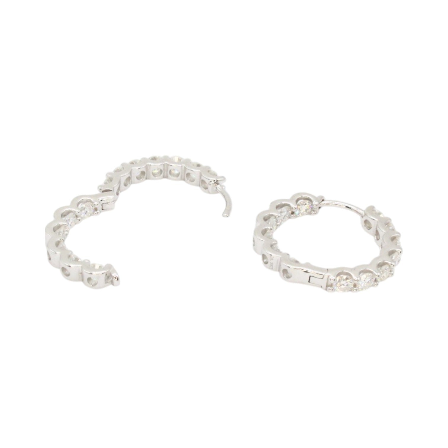 Moissanite 2.6ctw Hinge Hoop Earrings